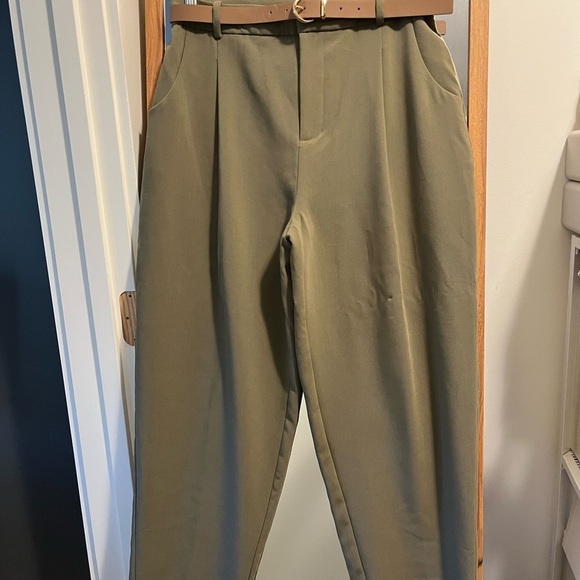 Olive Green Zara straight leg pants with belt - Picture 3 of 5